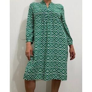 Gap Green cottagecore whimsical fairy Dress with a geometric print.